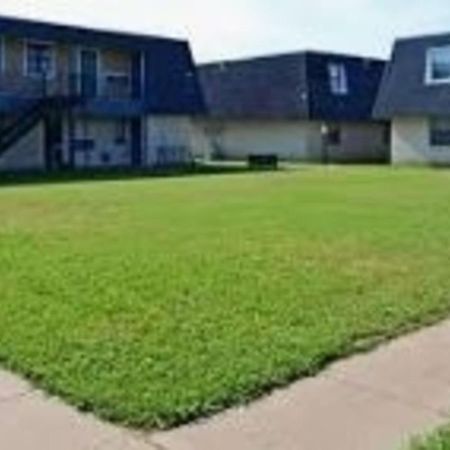 2 Bed/ 1 Bath Next To Ft. Sill Leilighet Lawton Eksteriør bilde