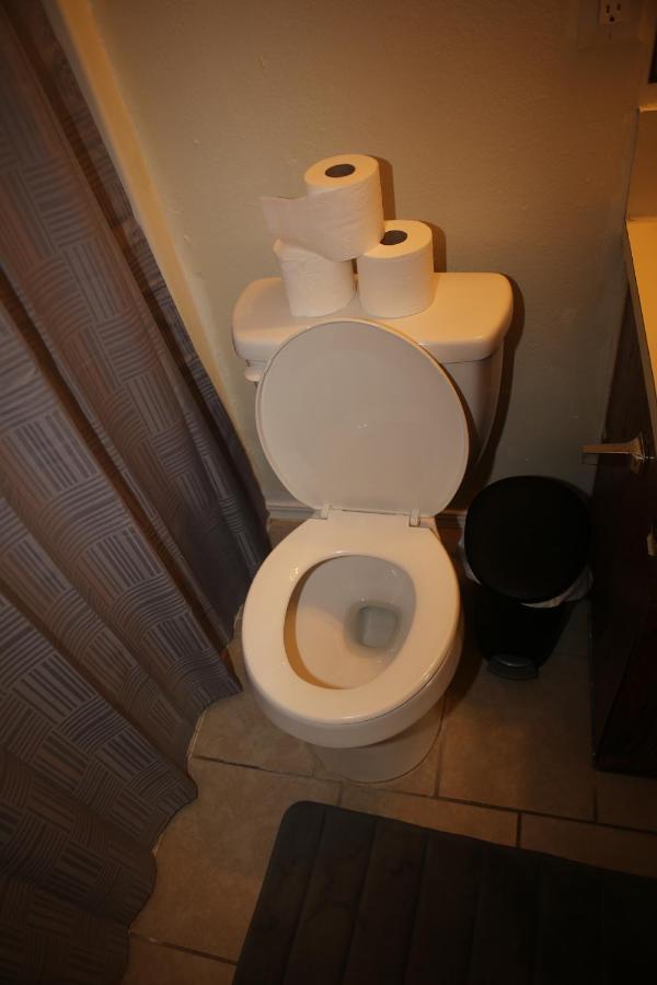 2 Bed/ 1 Bath Next To Ft. Sill Leilighet Lawton Eksteriør bilde