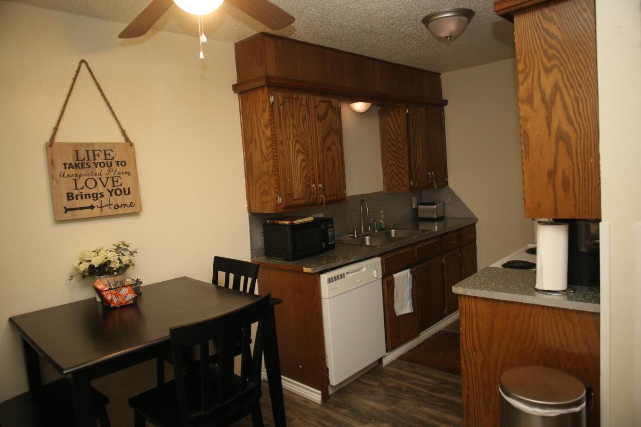 2 Bed/ 1 Bath Next To Ft. Sill Leilighet Lawton Eksteriør bilde