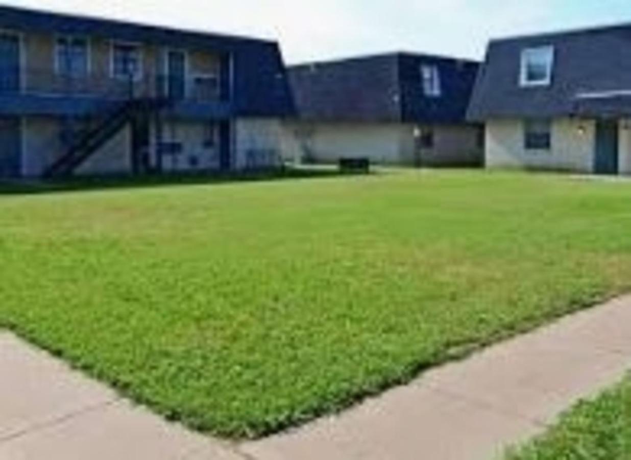 2 Bed/ 1 Bath Next To Ft. Sill Leilighet Lawton Eksteriør bilde